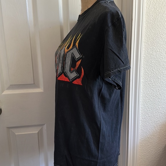 NWOT AC⚡️DC  ⚡️highway to hell tee ⚡️Small - Picture 3 of 5